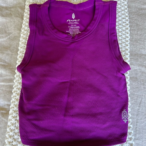 FP movement tank in purple xs - Picture 1 of 1